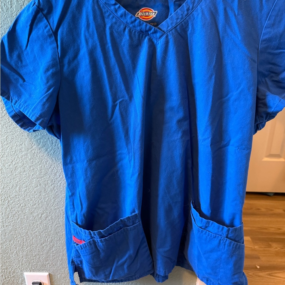 Dickies Royal Blue scrub top XL